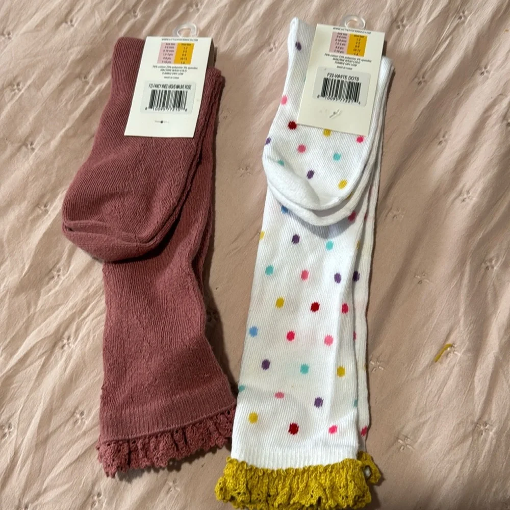 Bundle of 2 high knee lace socks
